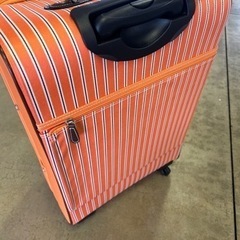キャリーバッグの画像