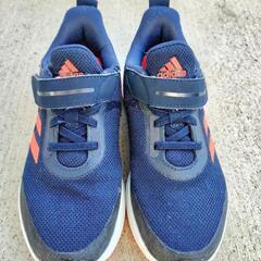 子供用の靴　20cm