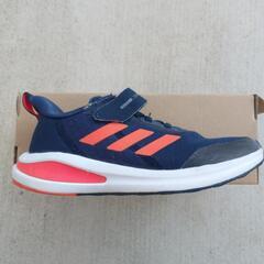 子供用の靴　20cmの画像