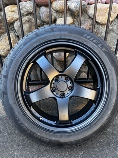 【新品未使用】4本スタッドレス225/55R18タイヤホイールセット