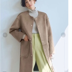 ドゥクラッセ　新品！　ムートンハーフコート