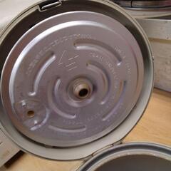 Mitsubishi 三菱 3合炊きマイコンジャー おむすびジャーの画像