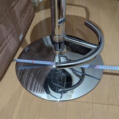 黒のハイチェアの画像