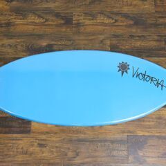 ≪R161ジ≫未使用品 VICTORIA/ビクトリア スキムボード Sサイズ ブルー×ホワイト フロント/リアデッキパッド付き スポーツ用品  詳細不明 の画像