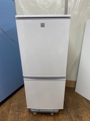 I383 2020年製の美品！ SHARP 冷蔵庫 (137L) 動作確認済 クリーニング 