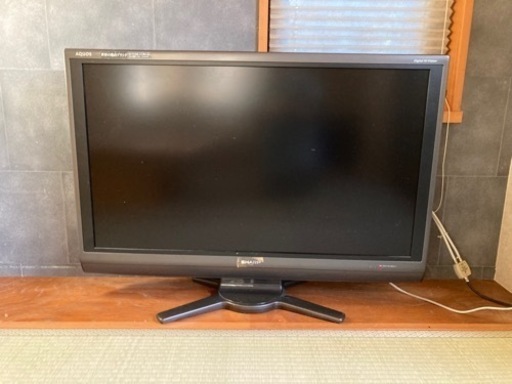 シャープ 2010年製 40型 液晶テレビ