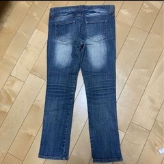 LAO TARGA  デニム ジーンズ デニムパンツ パンツ　9分丈の画像