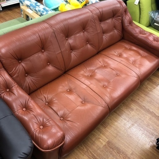 【FUJI FURNITURE】3人掛けソファーお売りします！