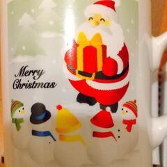 ♥🎄クリスマス✨サンタ🎅陶器マグカップ 新品✨非売品 2つ✨の画像