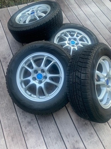 195-65-15プリウス等にスタッドレスタイヤ、ホイール４本セット