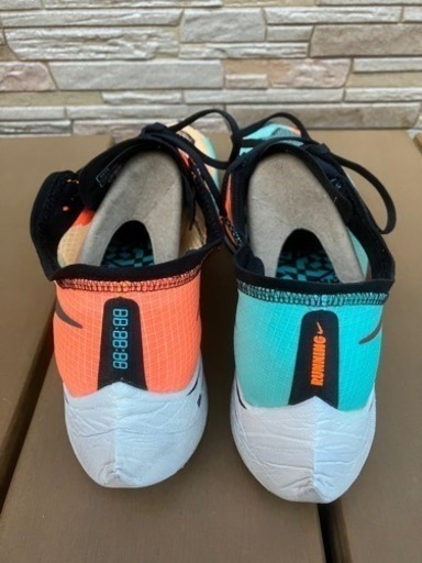 NIKE ZoomX Vaporfly NEXT%
