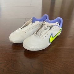 NIKE（ナイキ）TIEMPO（ティエンポ）ジュニア スパイク ...
