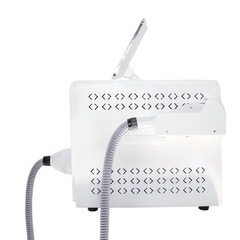 【月額1万台で導入可能!】★新品★IPL&SHR 業務用脱毛機『nash』 の画像