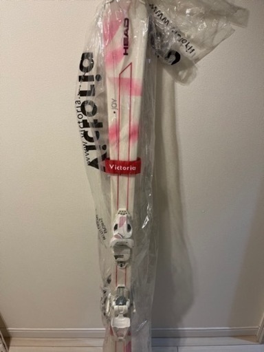 スキー板　新品　137センチ