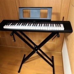 ピアジェーロキーボードYAMAHA NP-12B 61鍵盤の画像