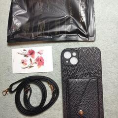iPhone14plus用ストラップ付きケース