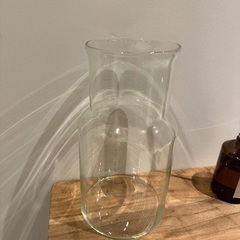 ガラス　フラワーベース