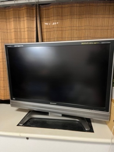 液晶テレビ37インチ　中古品　(決定しました)