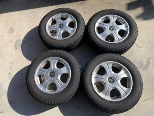 8〜9分山！スタッドレスタイヤ　マルチホイール　5穴　195 65 R15 ノアヴォクシー等