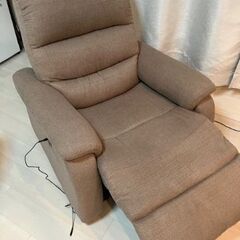 新品同様★最高心地よい　１人用電動ソファーリクライニング　１万円