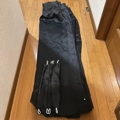 取引中　カーテン 遮光 ブラック ×4 幅142 高さ134の画像