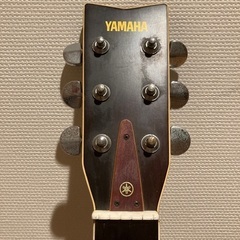 ギター　弦はご自分で付けて下さいの画像