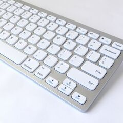 Anker ウルトラスリム Bluetooth ワイヤレスキーボード