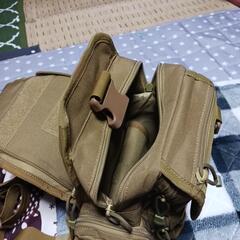 バックです、収納場所が、いっぱい付いています便利です。の画像