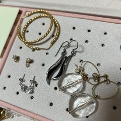 ジュエリーツツミピアス　　4点➕おまけ