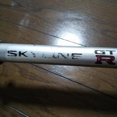 スカイライン 純正フロントストラットタワーバーの画像