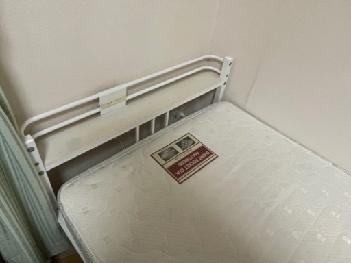 ニトリ　ベッド