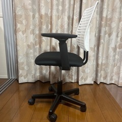 オフィスチェアの画像