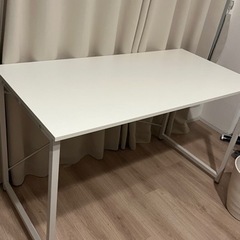 パソコンデスク。取りに来れる方！