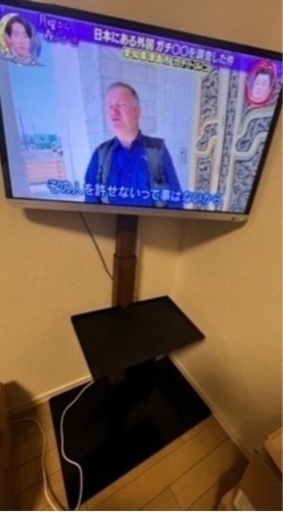 テレビ　TV REGZA 32インチ　テレビスタンド付き