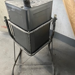 一斗缶スタンド