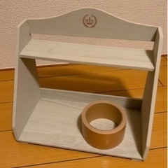 ナチュラルキッチンで購入した小物置きです。（ガムテープはサイズ比...