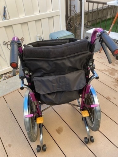 車椅子　オーダーキラキラピンク車椅子