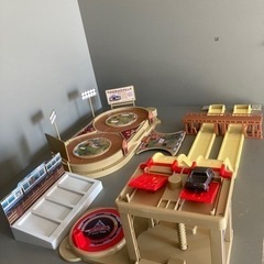 【中古】カーズ トミカ アクションバトル コース