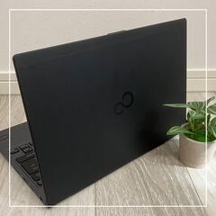 <軽い・薄い・オススメ> 高速SSD:256GB✨メモリ:8G✨超軽量799g⭐️初心者向けカメラ付ノートパソコンの画像