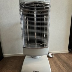 DAIKIN セラムヒート　遠赤外線暖房機