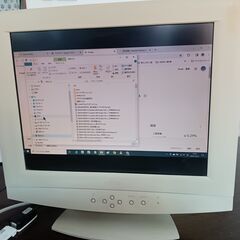 古いモニターです（FUJITSU)