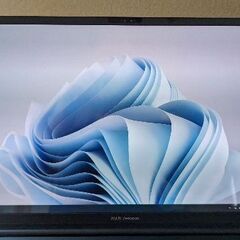 ASUS  Zenbook UM3504DA-MA321WS