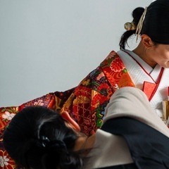 【時給1500円以上】着付け師・ヘアメイク・アシスタント募集 【和装 写真館 関西】の画像
