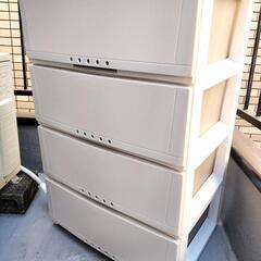 洋服収納タンス(プラスチック)の画像