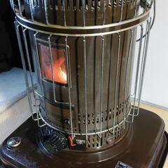 【しん交換必要】トヨトミ開放型石油ストーブKSA120A White Clean120の画像