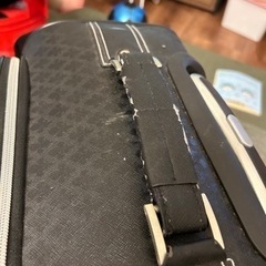キャリーケース　鍵付きの画像