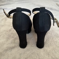10センチ美脚パンプスの画像