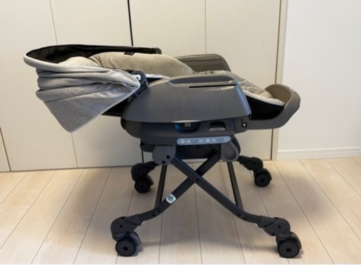 <値下げ>コンビ  電動ハイローチェアー ネムリラ(ハイグレードモデル)