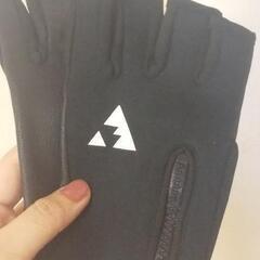 サメブランケット スニーカーなど複数 まとめて引き取って下さる方をさがしていますの画像