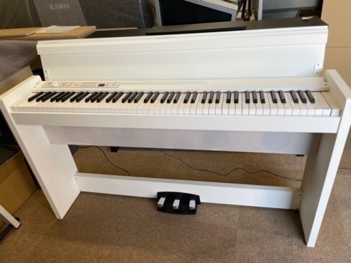 2016年製　KOLG LP380 ホワイト88鍵盤電子ピアノ